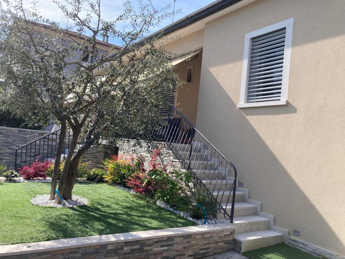 Alloggio Rozafa Peschiera del Garda Exterior foto